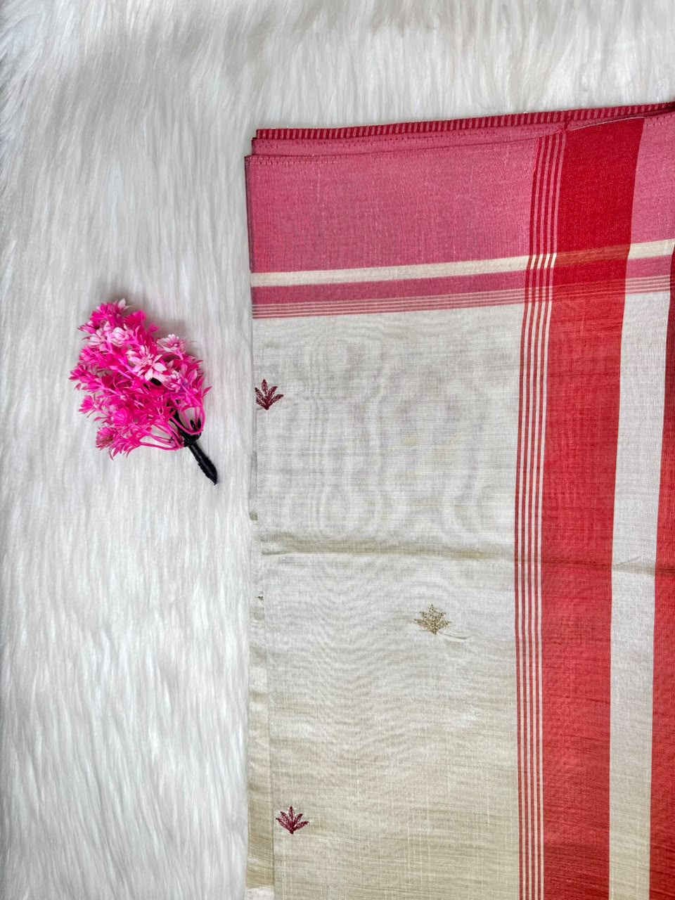 Kerala Saree Pink and White Saree | SSOS401