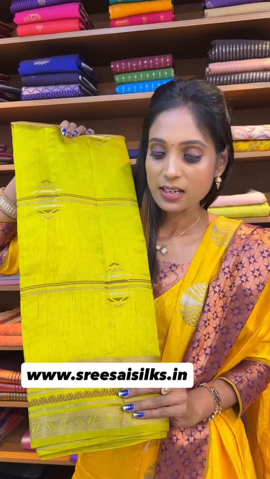www.sreesaisilks.in

Shop Online: sreesaisilks.in

Shop Location:

📍Nanganallur
Sree Sai Silks
#20,