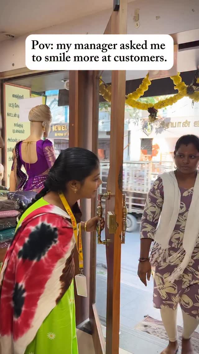 Smile Service @sreesaisilks Nanganallur. 
8072695269/6382196976 / Nanganallur 7904537159/ Annanagar