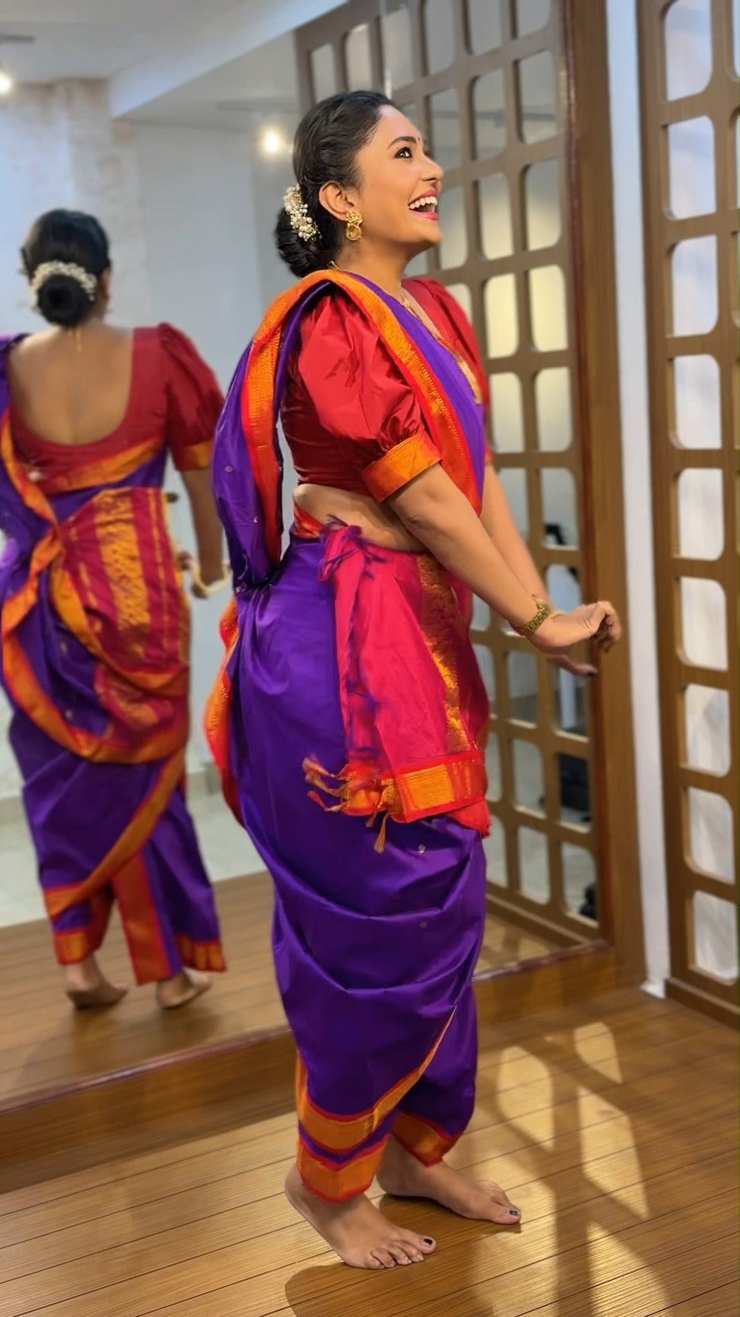 Readymade madisar @sreesaisilknangainallur 

Shop Online: sreesaisilks.in

Shop Location:

📍Nangana