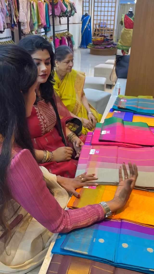 Silk Cotton Sarees / Sreesaisilks/ Annanagar/ Nanganallur