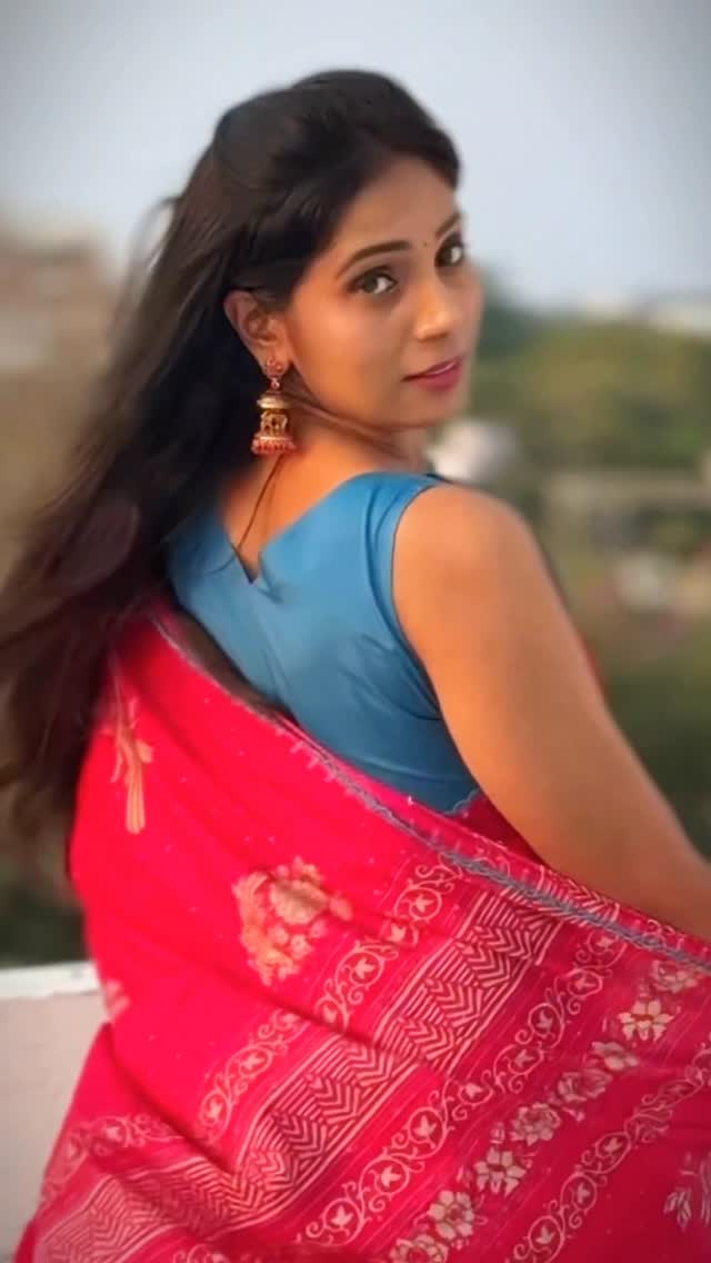 Cinema style look ✨
Ready-made saree 💃
No draping tension ❌
DM to order 📩”
#readymadesaree
#sareel