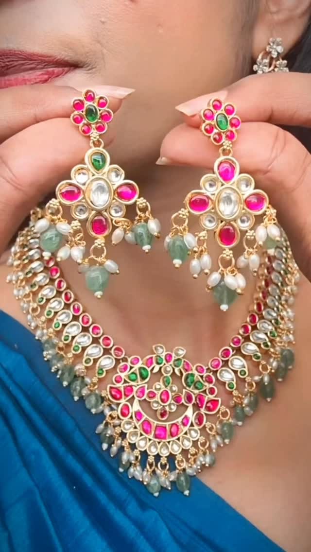 Vaiduryam Collections @www.sreesaisilks.in / 
#jewellerycollection #jewelryaddict #jewellerylove #je