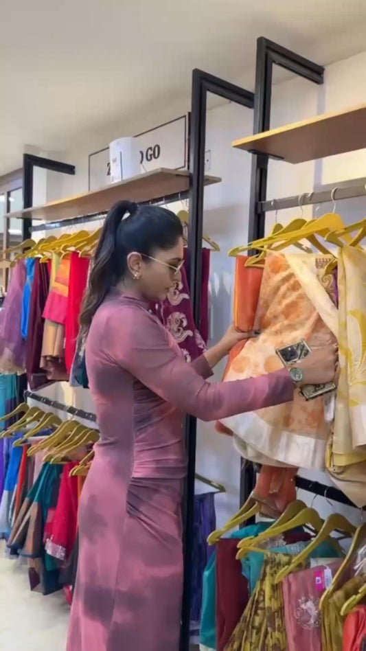 1 Rupee Saree in our Sreesaisilks.

READYMADE SAREE STITCHING 

Shop Online: www.sreesaisilks.in

Sh