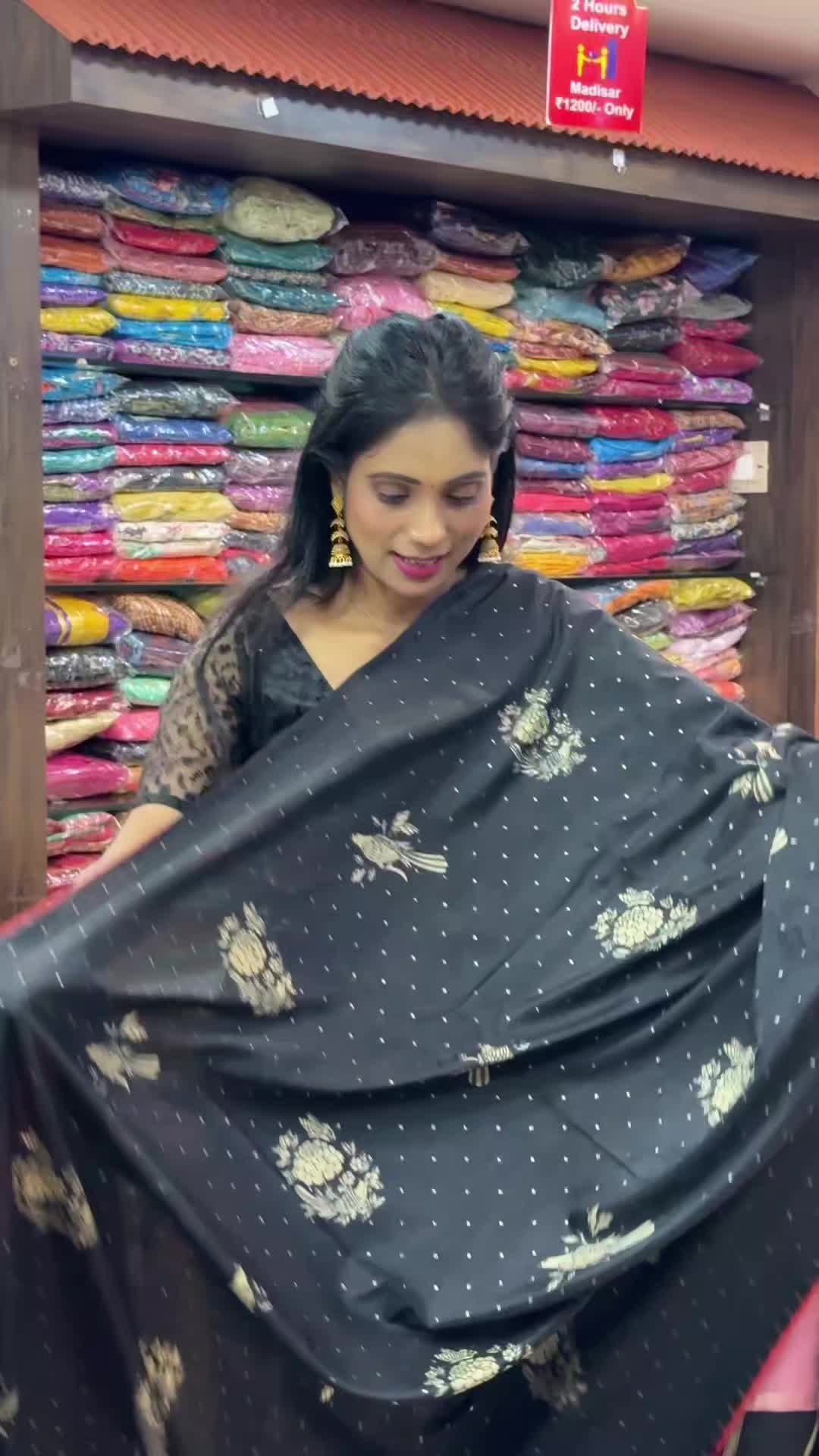 Product Code: SSEP331

Shop Online: www.sreesaisilks.in 

Shop Location: 

📍Nanganallur
Sree Sai Si