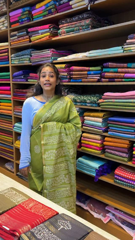 Comment “LINK” to get product link or search this code on website www.sreesaisilks.in

Linen Cotton