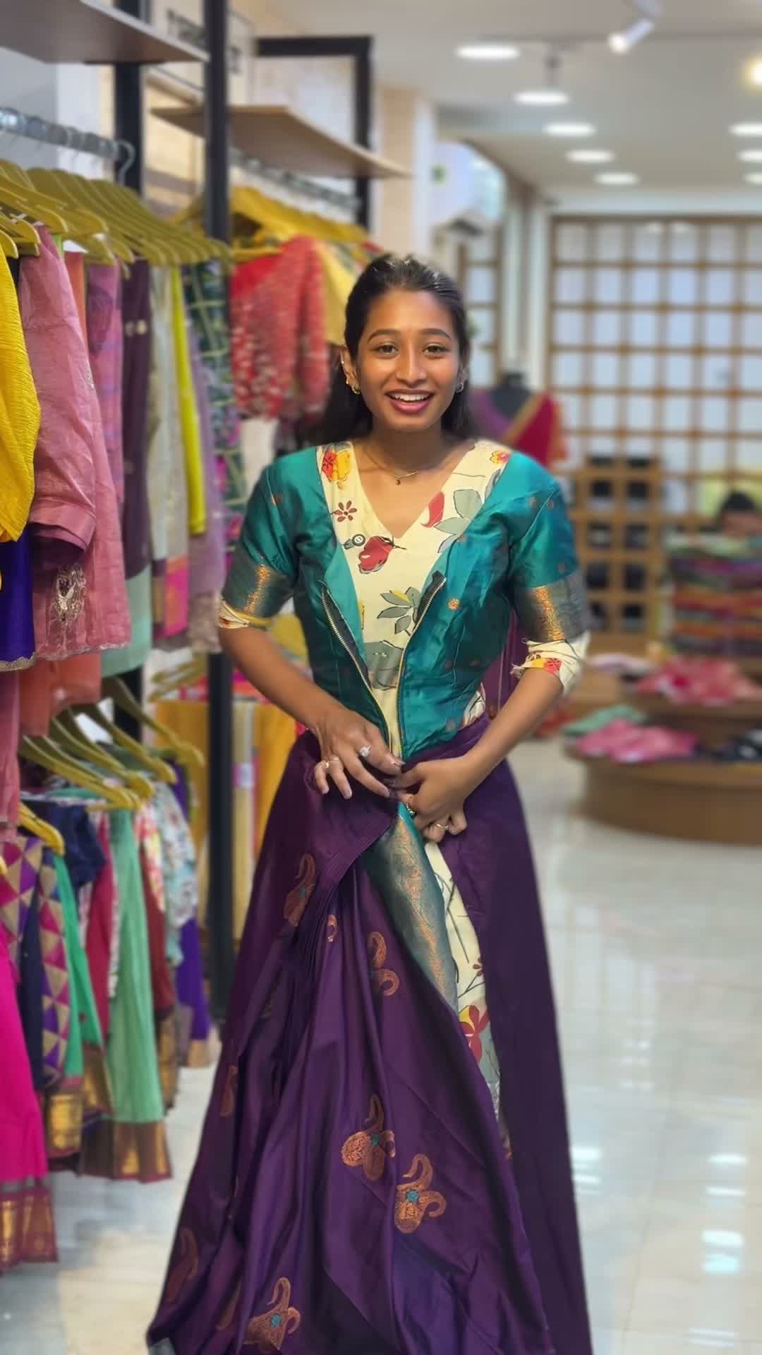 Comment “LINK” to get product link or search this code on website www.sreesaisilks.in

Soft Silk But