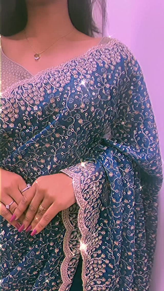 Fancy Saree | SSFS377

Comment “LINK” to get product link or search this code on website www.sreesai