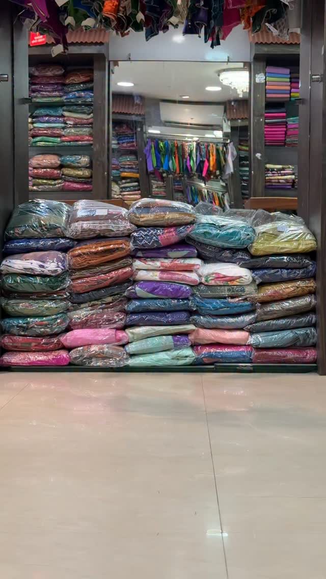 Aadi sale ends on 31st july visit shop soon….

Shop Online: www.sreesaisilks.in

Shop Location:

📍N