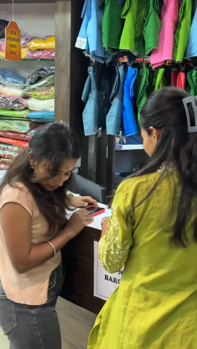 Wait till end…

Shop Online: www.sreesaisilks.in

Shop Location:

📍Nanganallur
Sree Sai Silks
#20,