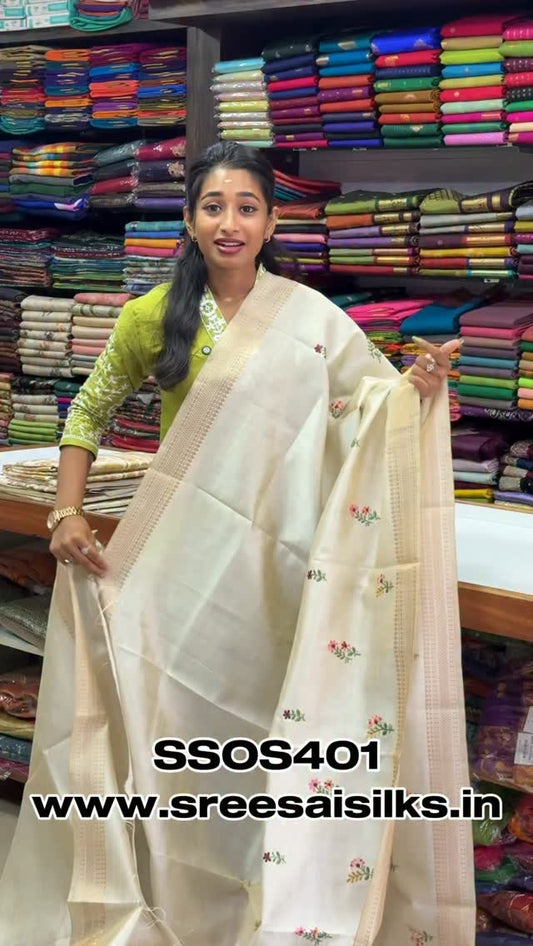 Onam saree colllections 
Comment “LINK” to get product link or search this code on website www.srees