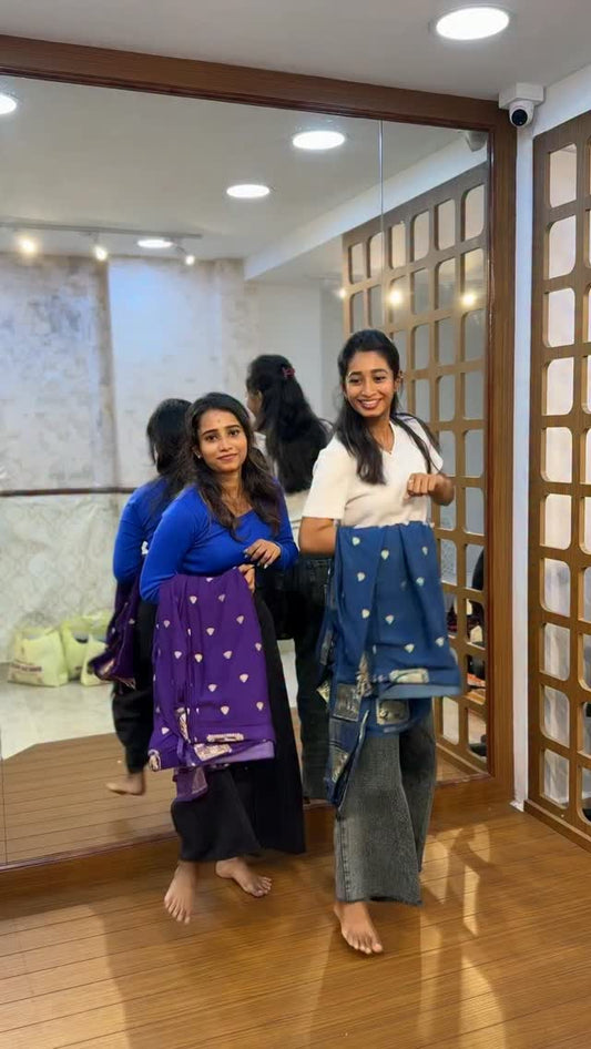 Ready to wear saree 

www.sreesaisilks.in

Shop Online: www.sreesaisilks.in

Shop Location:

📍Nanga