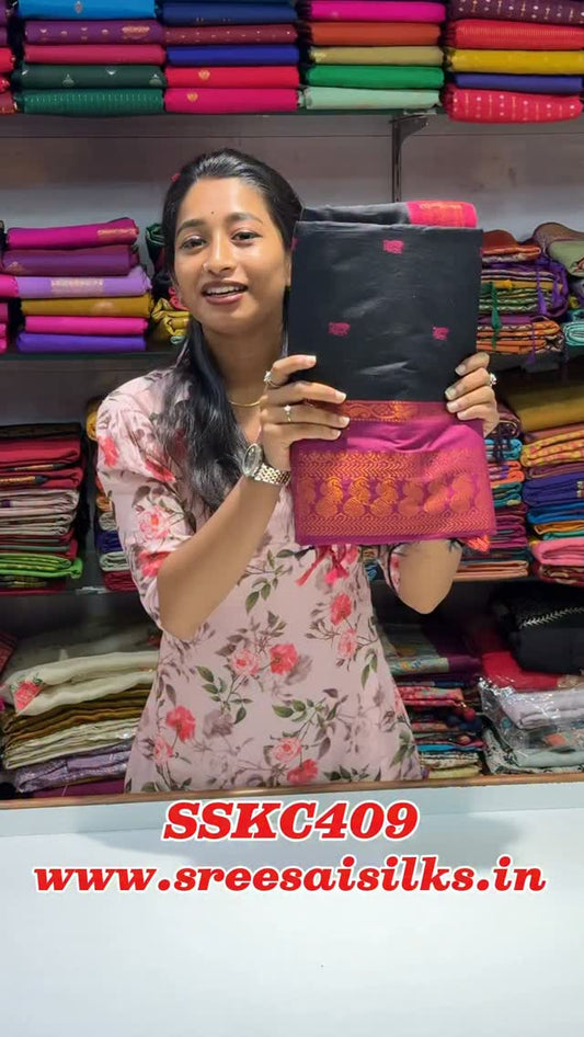 Kalyani Cotton Saree | SSKC409

Comment “LINK” to get product link or search this code on website ww