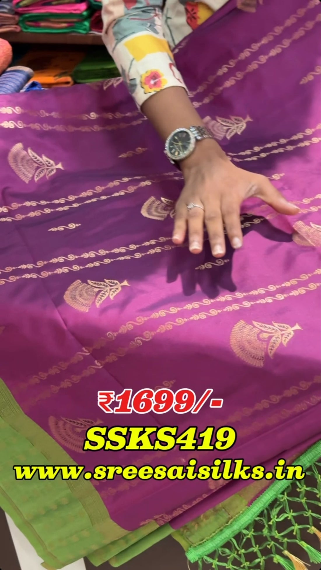 Kanchipuram Silk Saree
W.code: SSKS419
Price: 1,699/-

Comment “LINK” to get product link or search