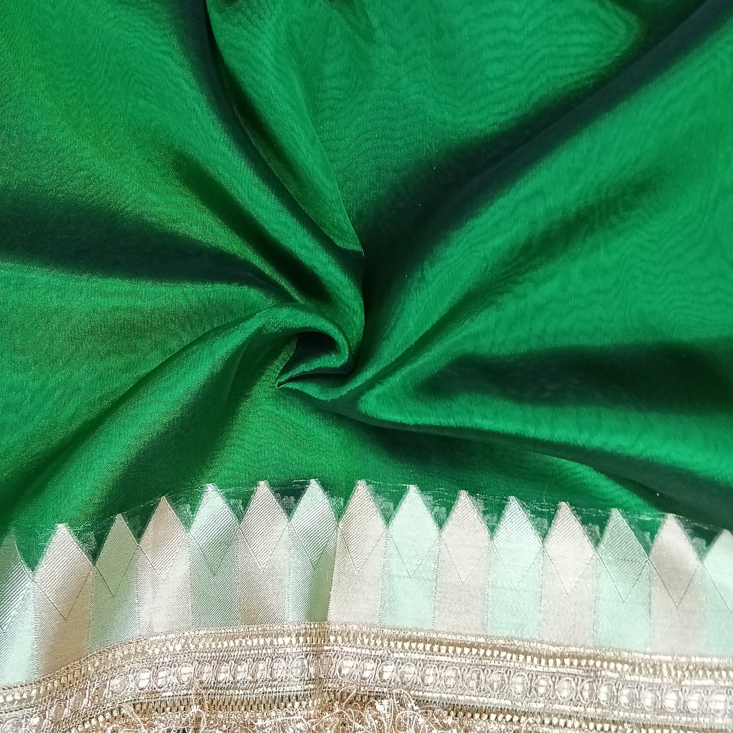 Fancy Tissue Lace Border Saree | SSTL303