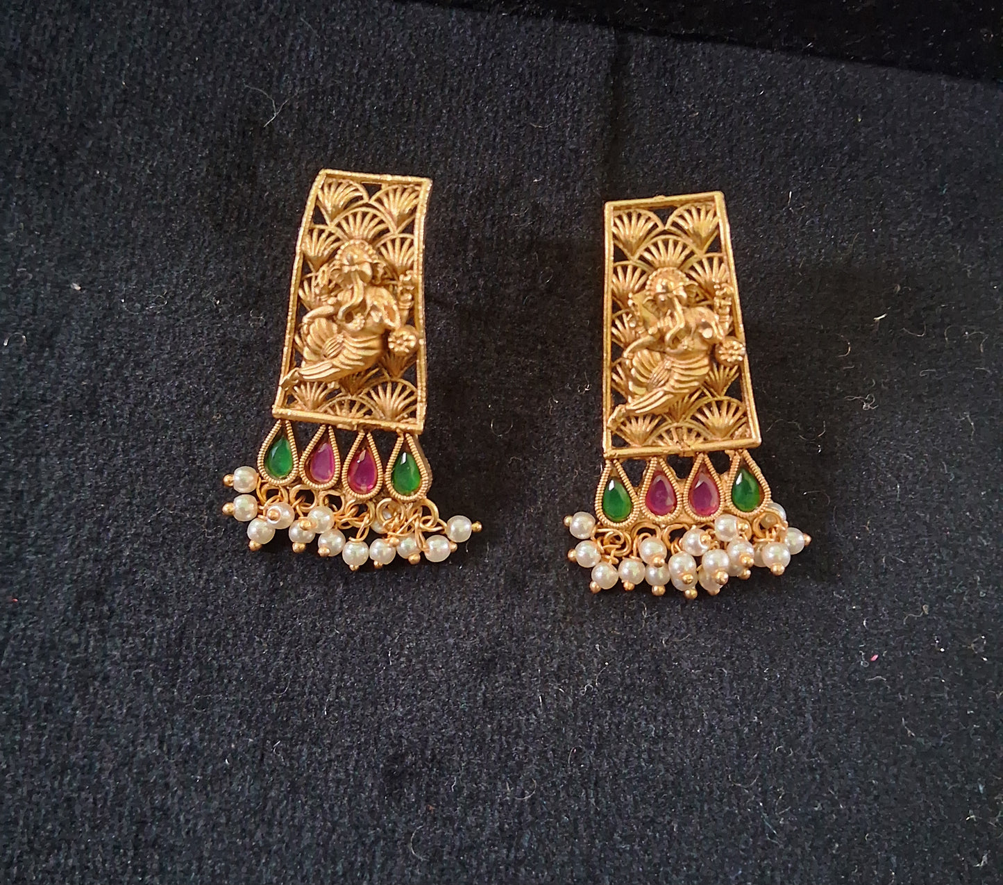Gold Plated Lord Ganesha Temple Jewellery Set Kundhan & Kemp Set | SSKT030