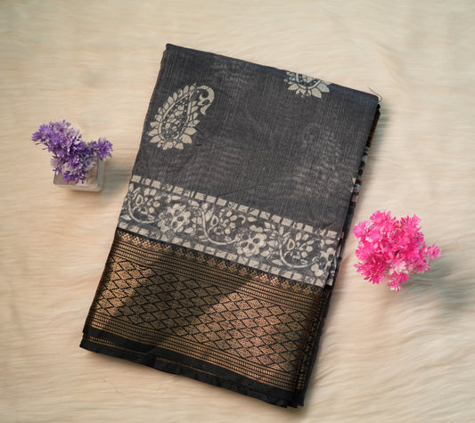 Dobby Border Fancy Oval Design Saree | SSOD226