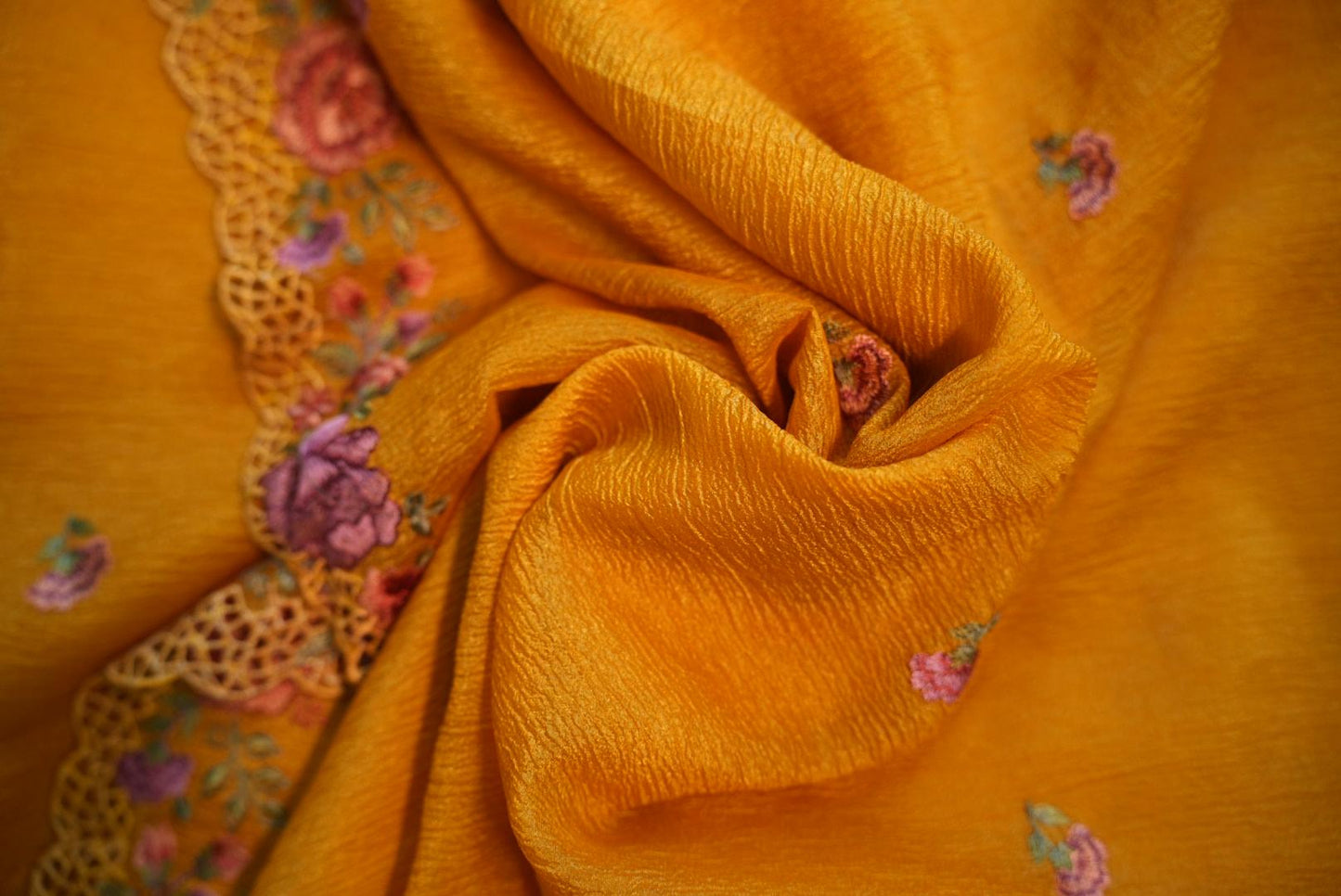Gold Crush Saree | SSCS180