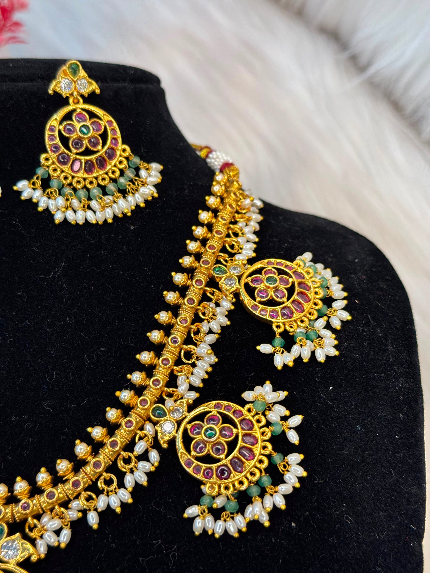 Premium Kemp Stone Necklace Set With Green Beads & Pearl Drops B10 | SSEPK050