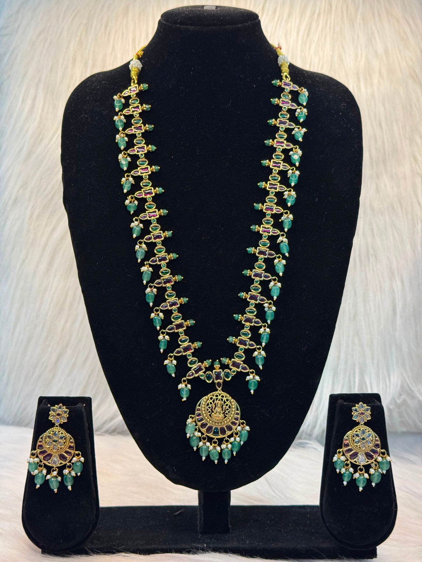 Antique Gold-Plated Kundan Necklace B10 | SSAG052