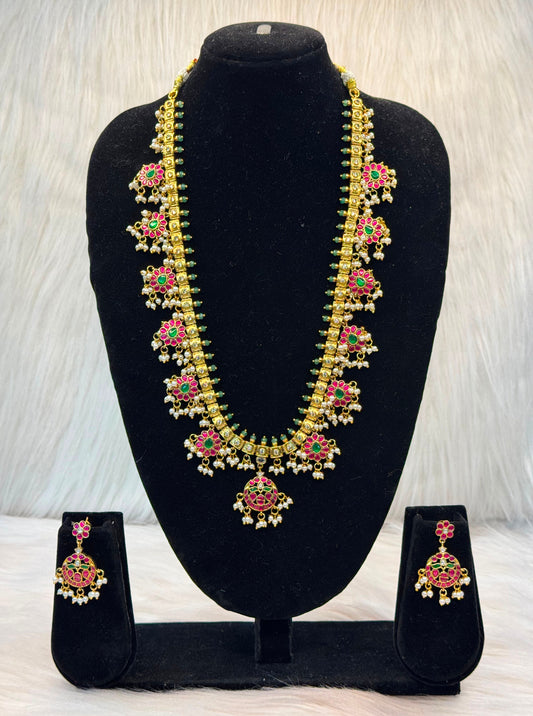 Traditional South Indian Necklace Set With Rubi-Pink And Emerald-Green Stones B10 | SSTS055