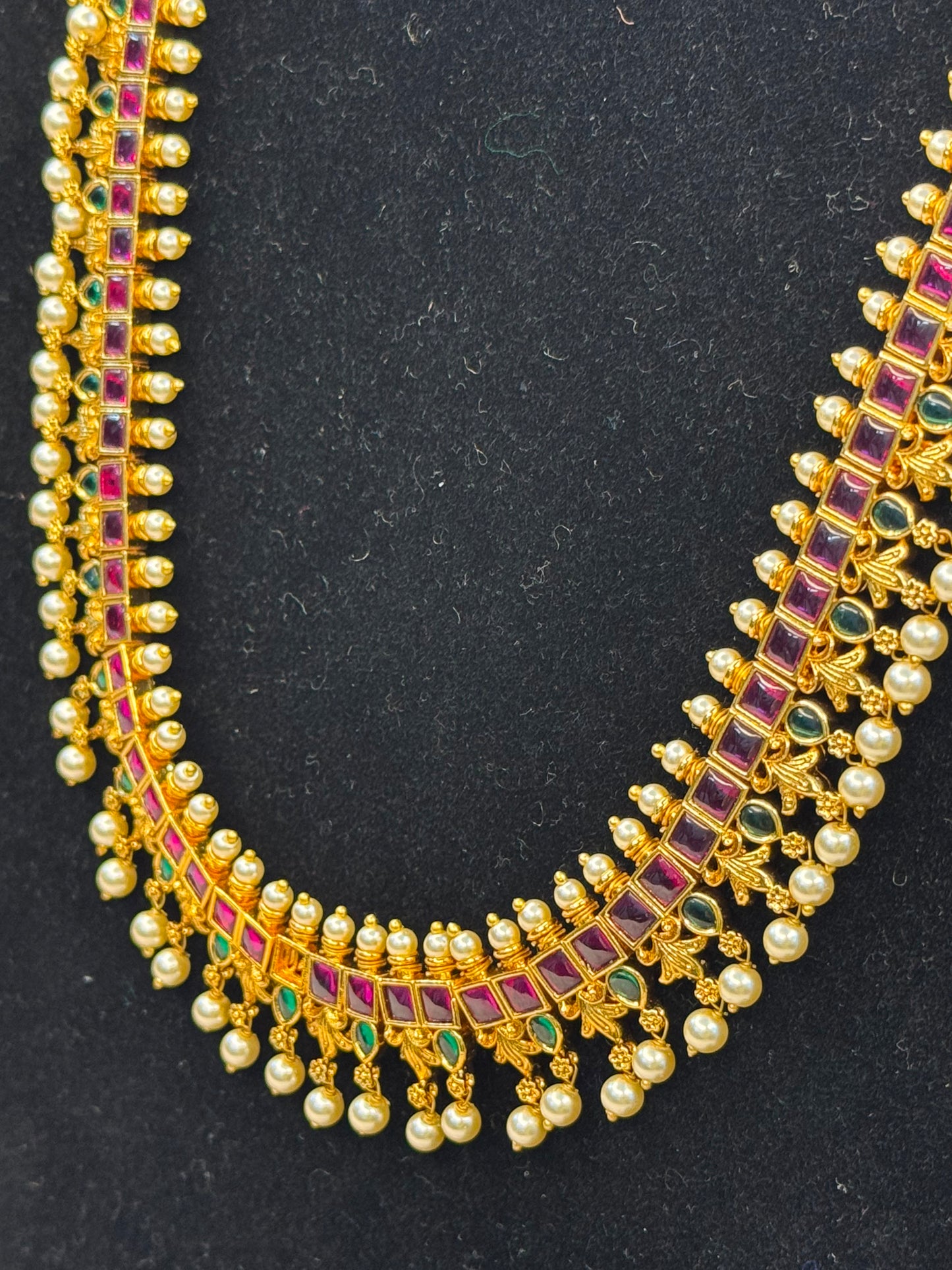 Ruby & Green Stone Kemp Necklace Set With Pearl Drops B10 | SSRG57