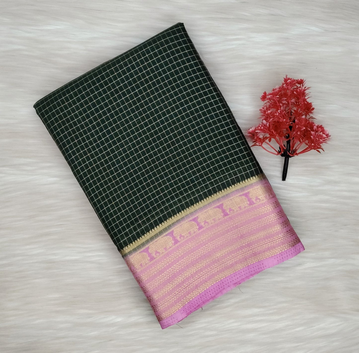 Grape Georgette Contrast Saree | SSGG424