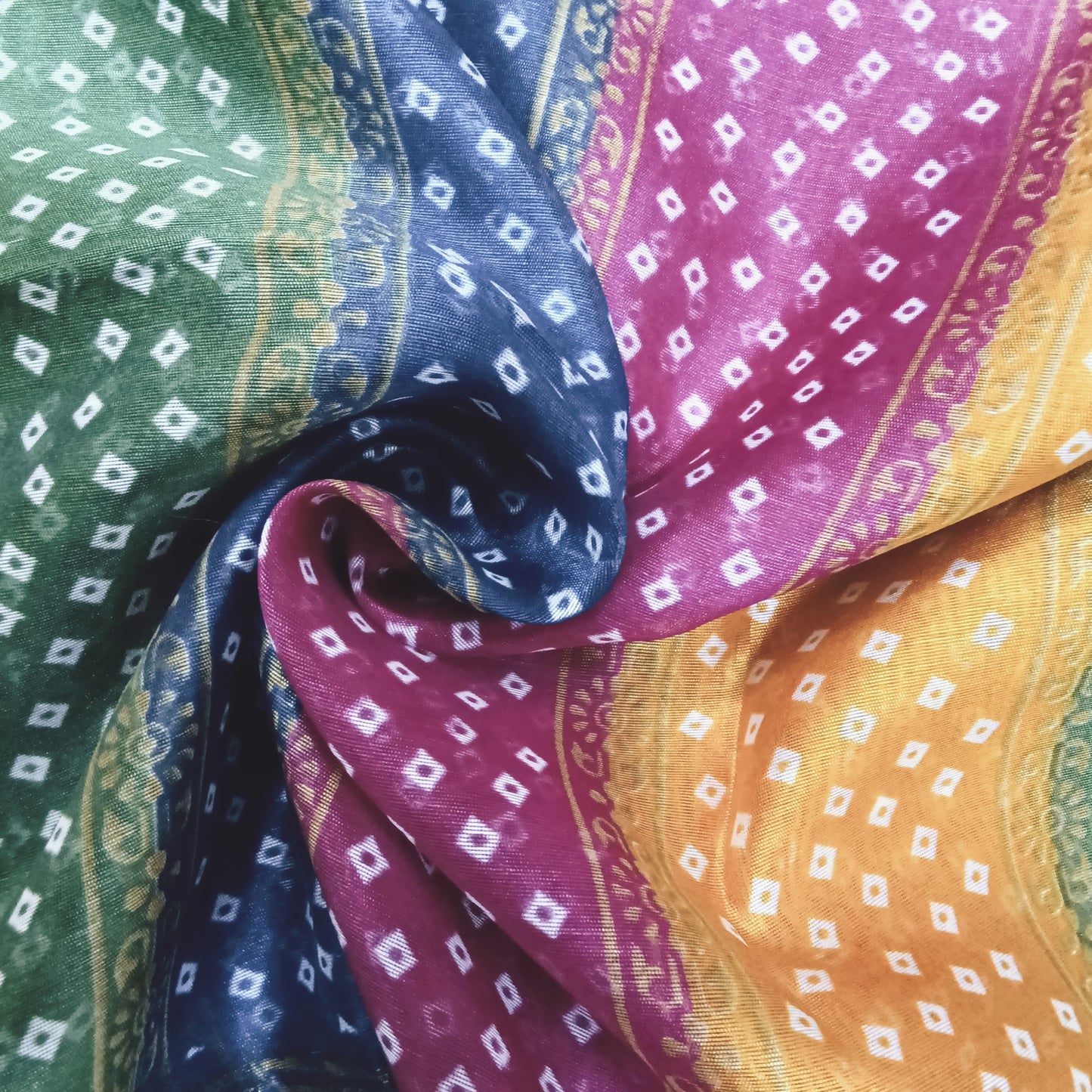 Dola Dots Saree | SSDD279