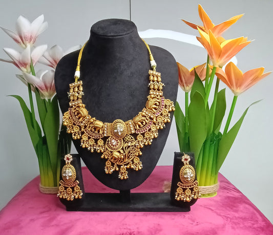 Rajamatha Heritage Temple Kundhan & Kemp Set  | SSBL012