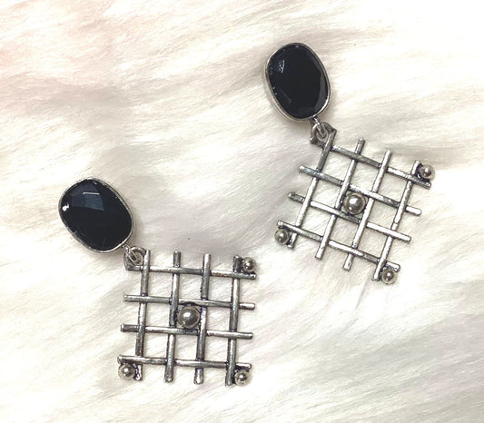 Oxidized Silver Dangle Earrings | SSHK237