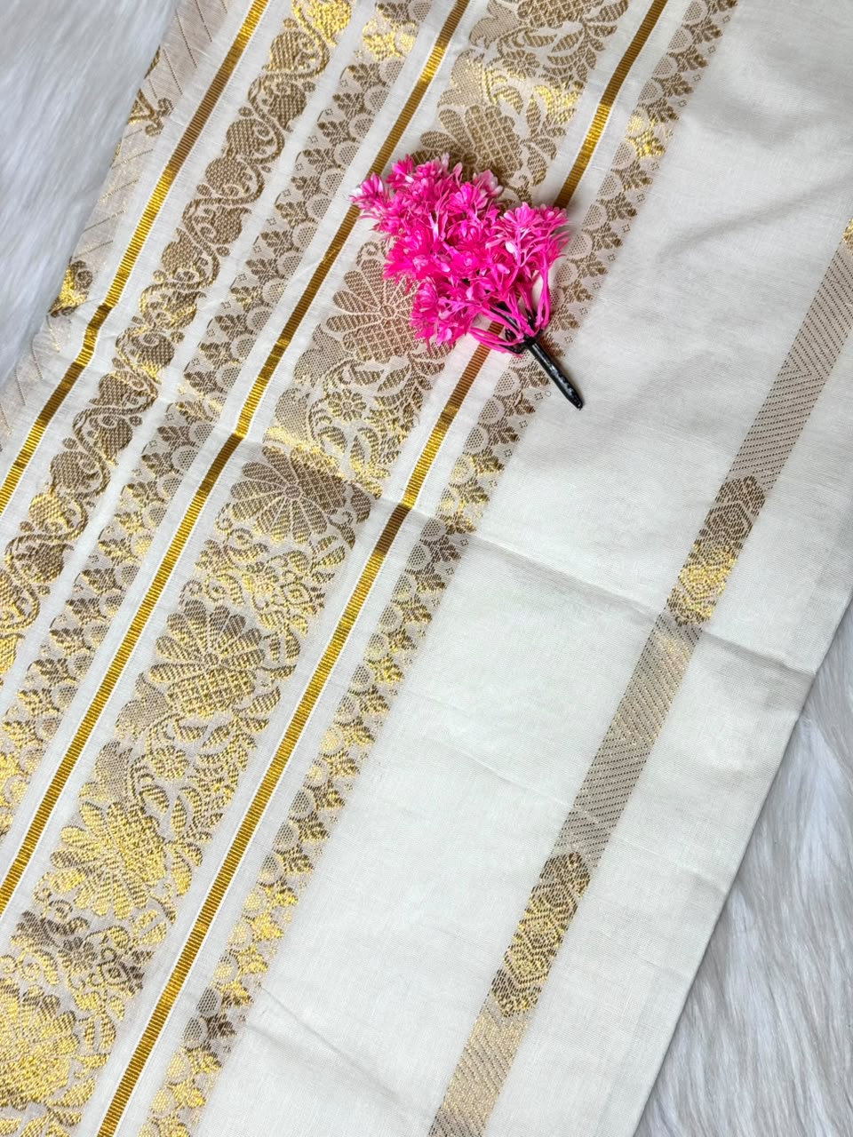 Kerala Saree Off White With Golden Zari Border Saree | SSOS401