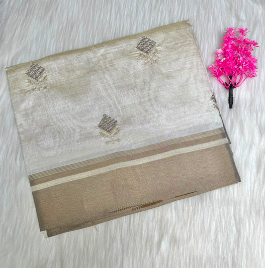 Kerala Saree Diamond Shaped Floral Saree | SSOS401