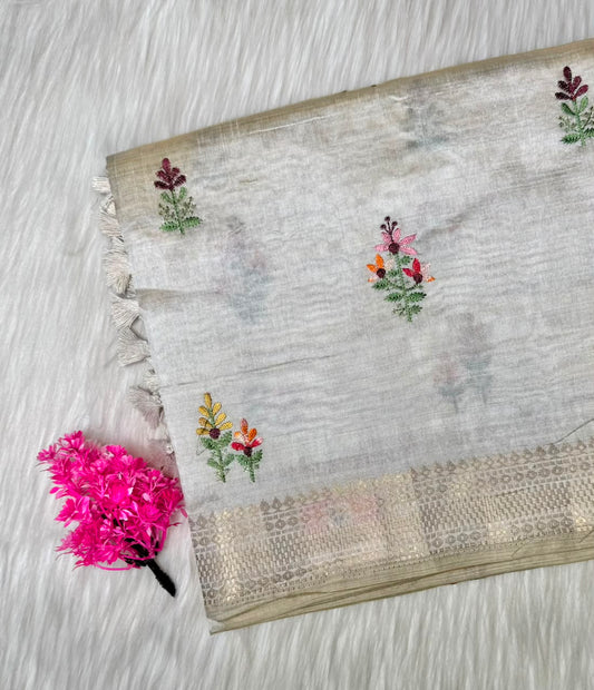Kerala Multi-Colored Floral Embroidery Saree | SSOS401