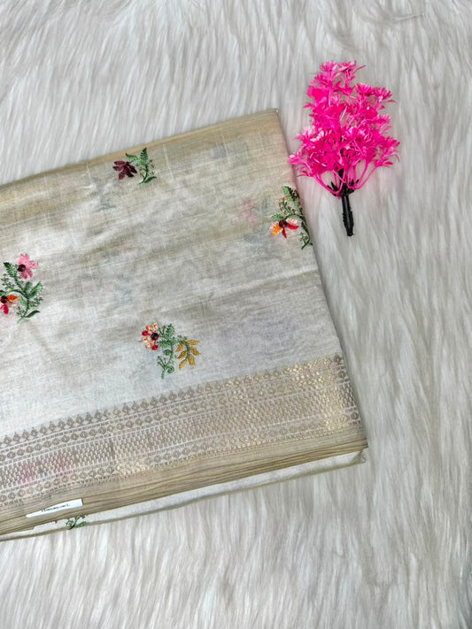 Kerala Multi-Colored Floral Embroidery Saree | SSOS401