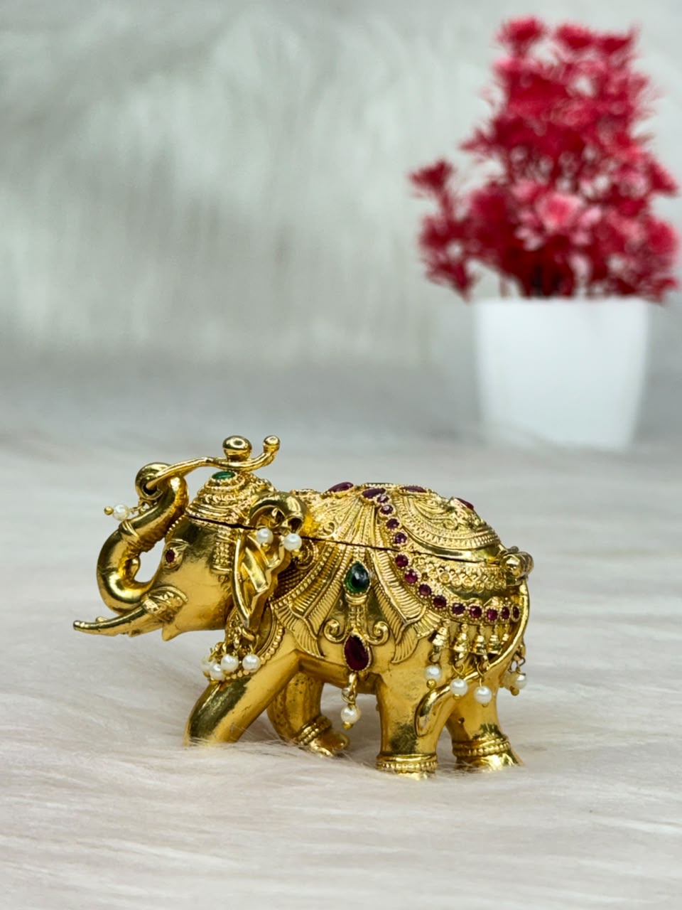 Antique Gold Elephant Kumkum Box | SSGG036